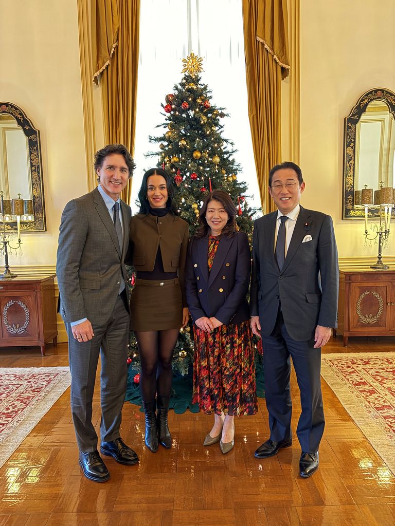 katy perry justin trudeau meeting japanese prime minister and wife