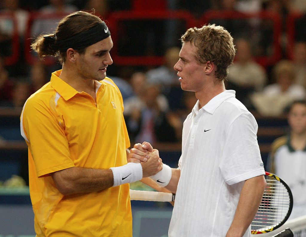 roger federer lleyton hewitt hands