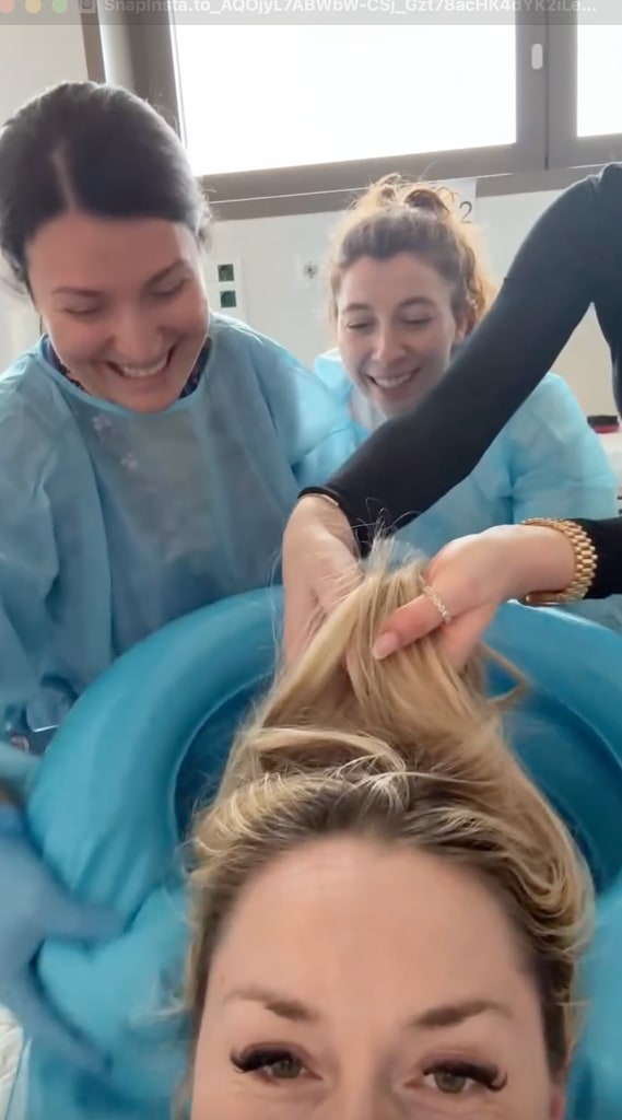 lindsey vonn hair washing hospital