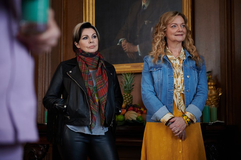 Cat (Julie Graham) and Beth (Sarah Woodward) in Queens of Mystery