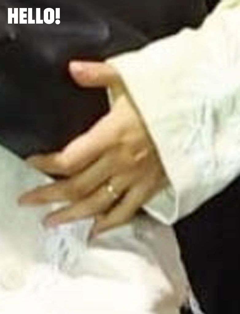 BGUK_3495074 - *PREMIUM-EXCLUSIVE* Beverly Hills, CA    Spider-Man actress Zendaya rocks a gold band and a cool new short hairstyle while she is spotted with film producer Josh Lieberman in Beverly Hills.

The Spider-Man actress kept things relaxed and understated, rocking a baggy white shacket layered over a simple top and paired with loose black trousers that gave off an easy, off-duty vibe. 

Zendaya was wearing what appeared to be a gold wedding band on her finger, instantly fueling speculation that she may have quietly tied the knot with her longtime partner and Spider-Man co-star Tom Holland.

The Emmy-winning star also debuted a cool new short haircut during the outing, her fresh, cropped style adding a chic edge to her casual look. 

Her latest sighting comes shortly after she made waves for her striking appearance alongside Robert Pattinson in a provocative shoot for Interview magazine, where Pattinson appeared almost unrecognizable in smeared lipstick and a matted blond wig.

Pictured: Zendaya

BACKGRID UK 18 FEBRUARY 2026