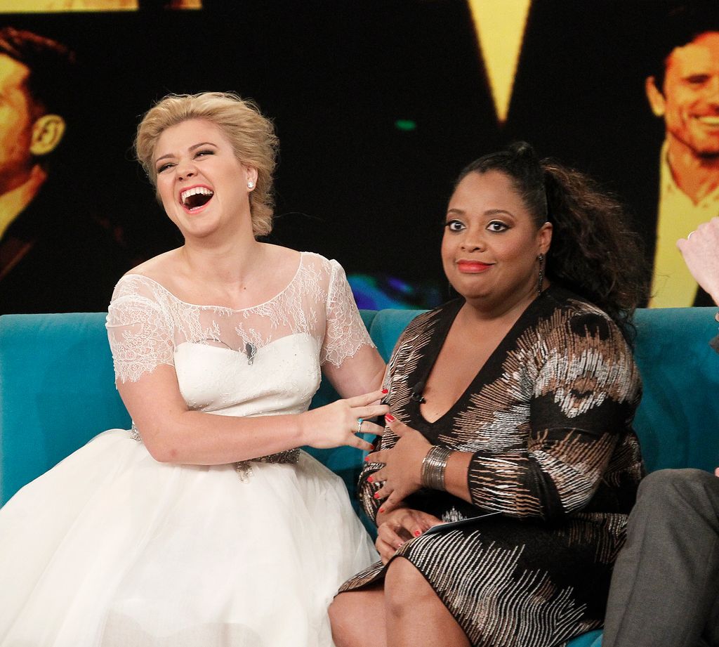 kelly clarkson sherri shepherd the view
