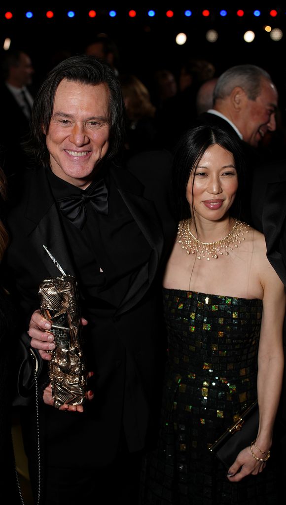 photo of jim carrey and girlfriend min ah