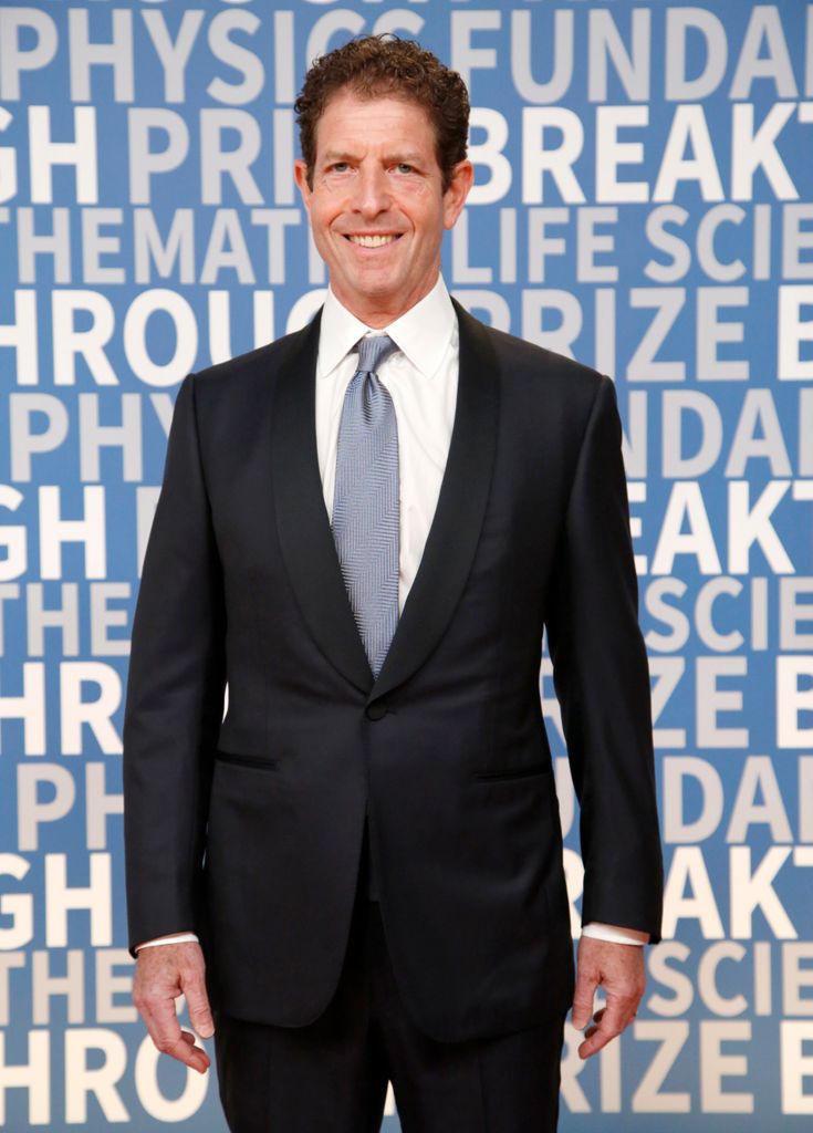 Daniel Och attends the 2018 Breakthrough Prize