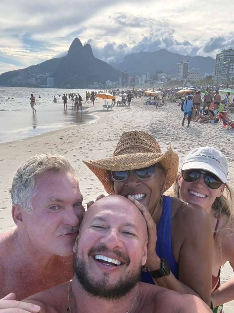 Robin roberts Amber laign Sam champion Rubem robierb on vacation in Brazil