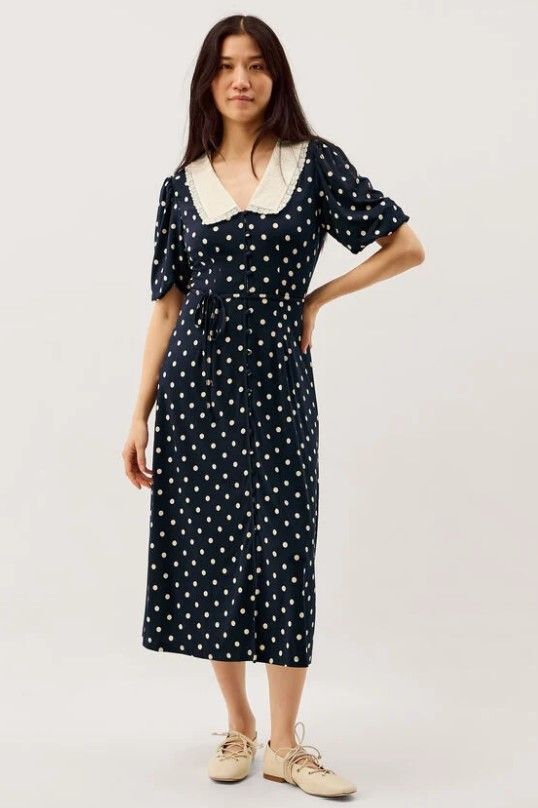 This Monsoon dress gently nods to Kate and Sophie's Alessandra Rich design