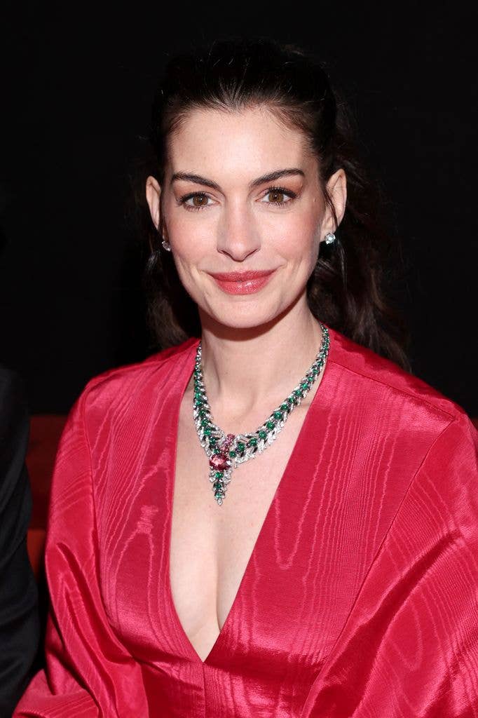 photo of anne hathaway in big red gown bulgari event
