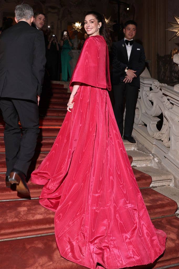 photo of anne hathaway in big red gown bulgari event