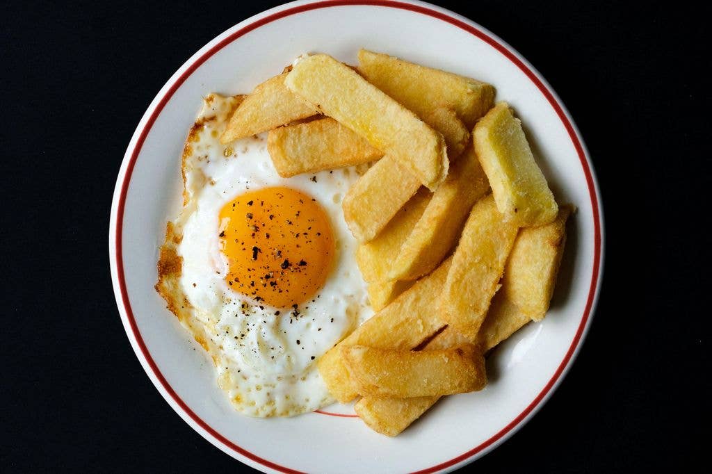 Egg and chips