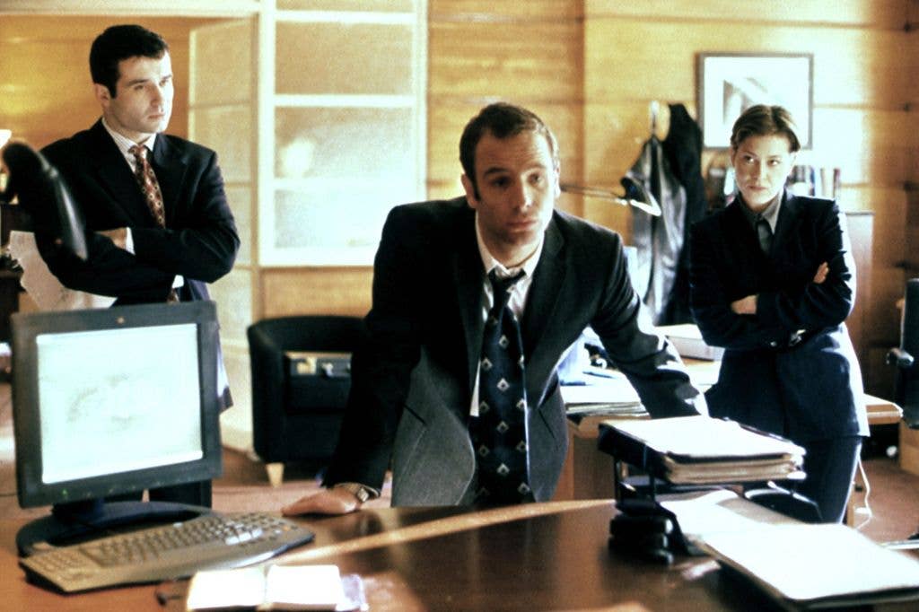 Andrew Scarborough, Robson Green, Nicola Walker, (Season 3) in Touching Evil