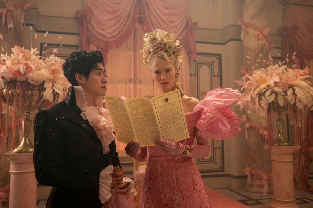 There is a new Lady Whistledown in town 