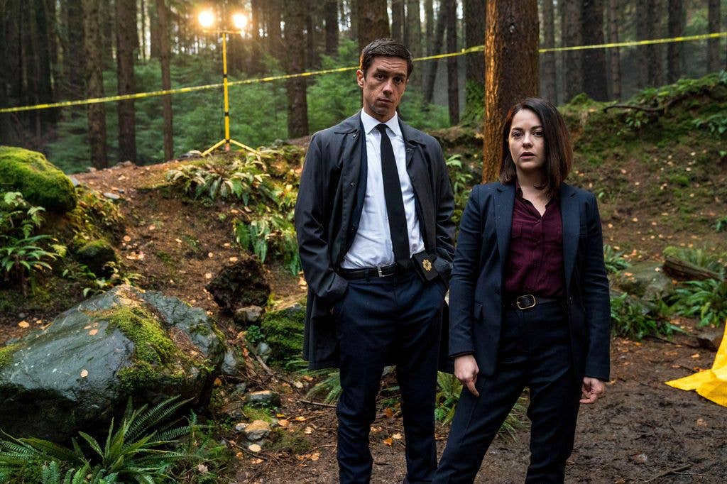 2AF2JRH DUBLIN MURDERS 2019- serie TV creee par Sarah Phelps saison 1 Killian Scott Sarah Greene. d'apres les romans de Tana French based on the novels by Tan