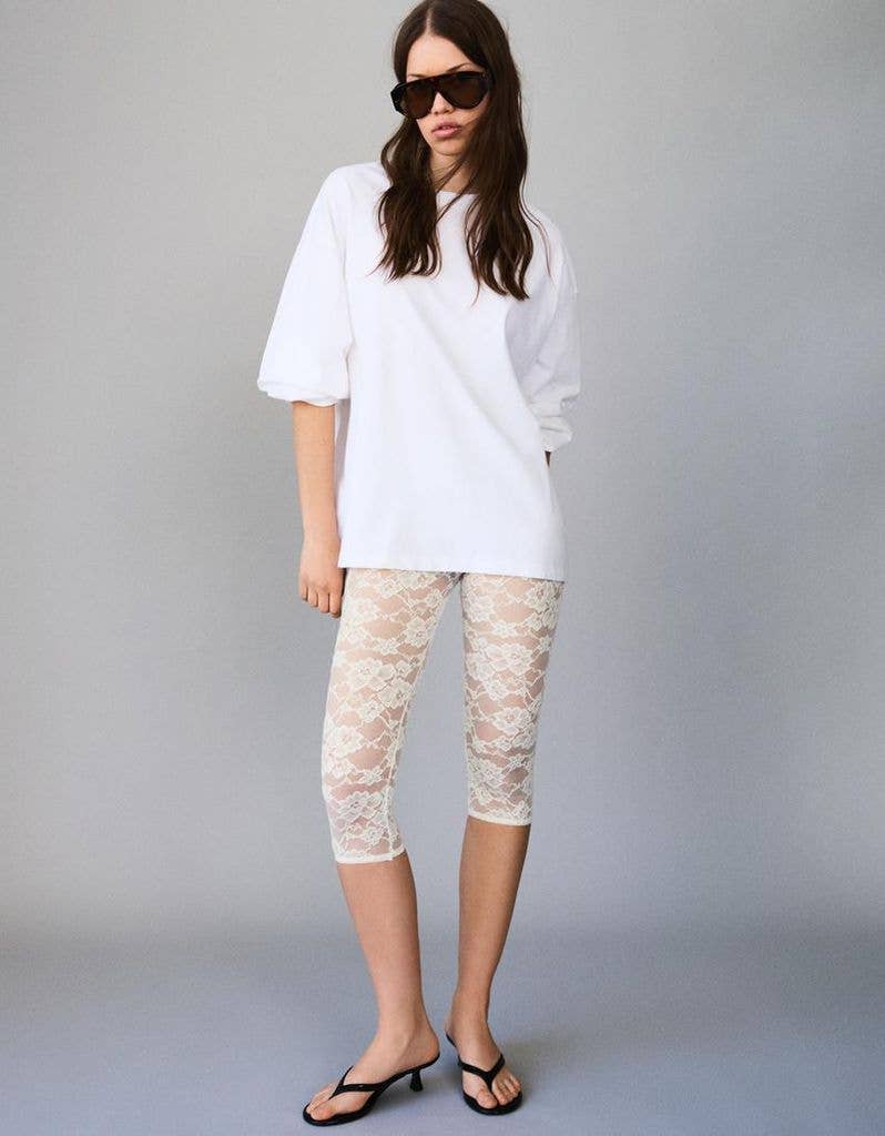 Lace Bershka Capri pants