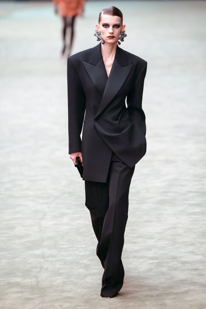 female tuxedo suits model wearing on ysl runway