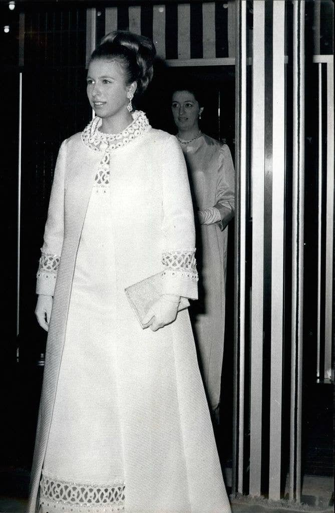 Princess Anne at just 15 years old in black and white photo