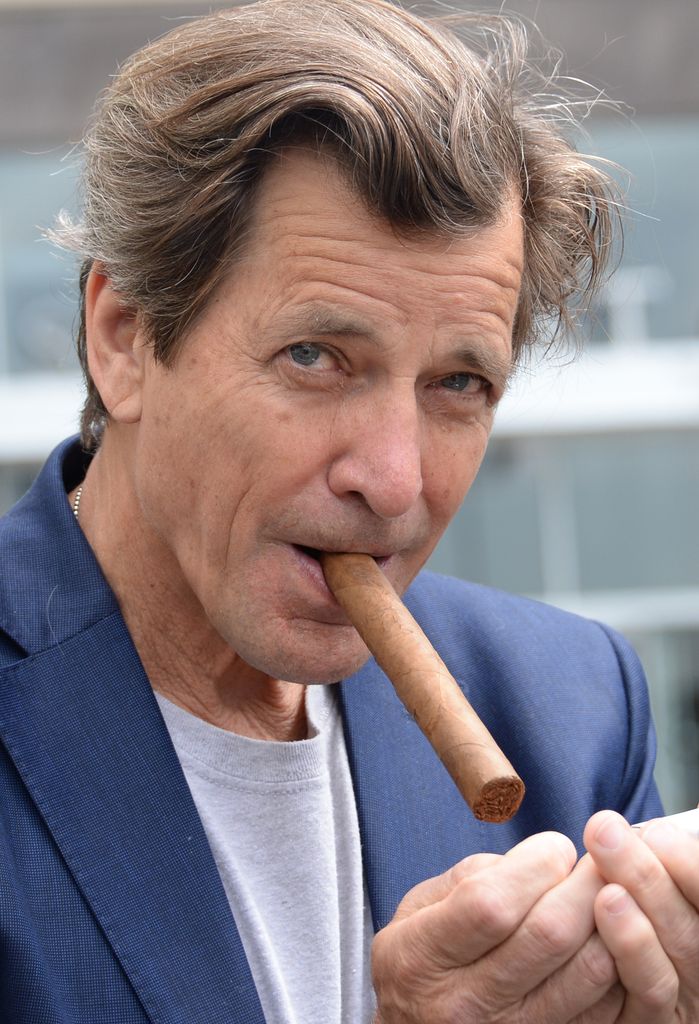 Dirk Benedict played handsome con-man Face