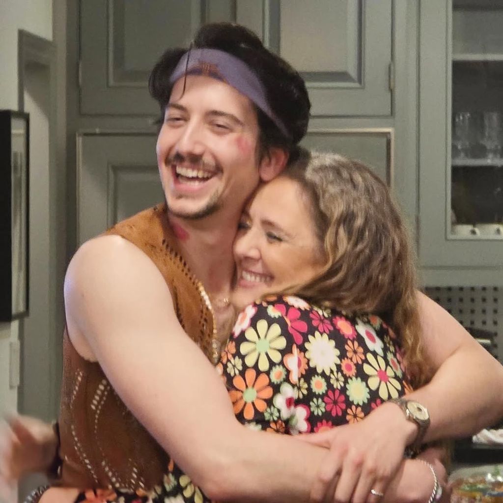 Milo manheim mom camryn hugging