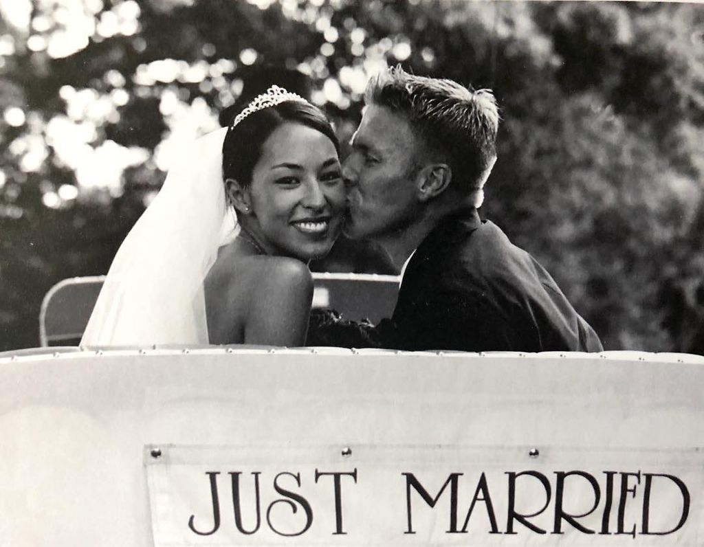chip and joanna gaines wedding photo