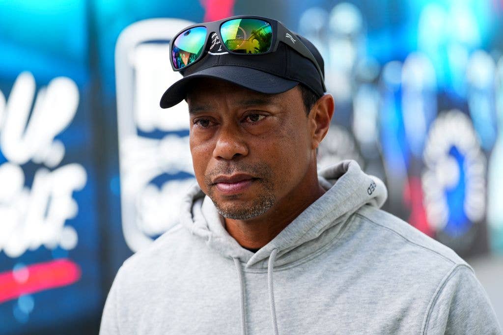 tiger woods grey hoodie