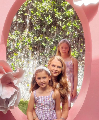 Princess Leonore and Princess Adrienne