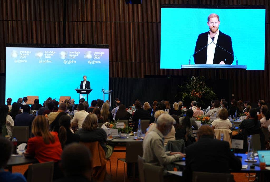 prince harry speaking summit
