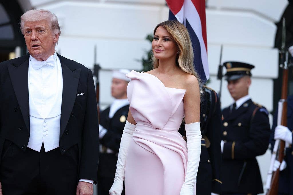 Melania paired her gown with Dior gloves
