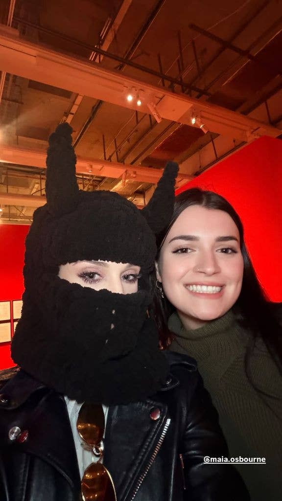 kelly osbourne maia osbourne