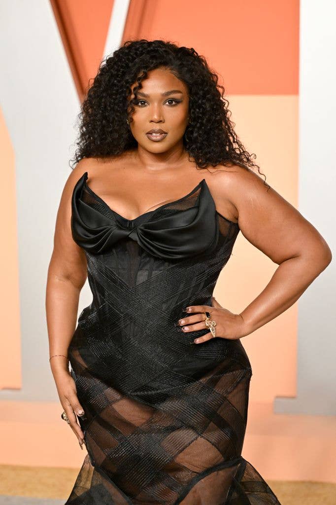 lizzo black dress