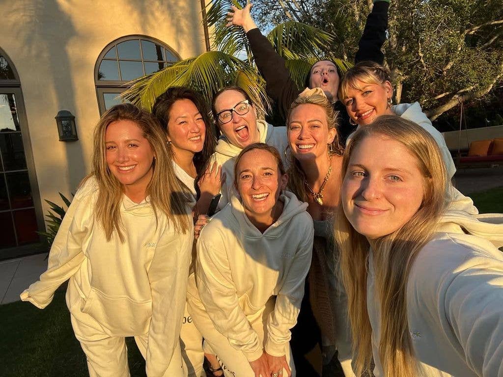 Hilary Duff, Ashley Tisdale, Meghan Trainor, and their mom friends