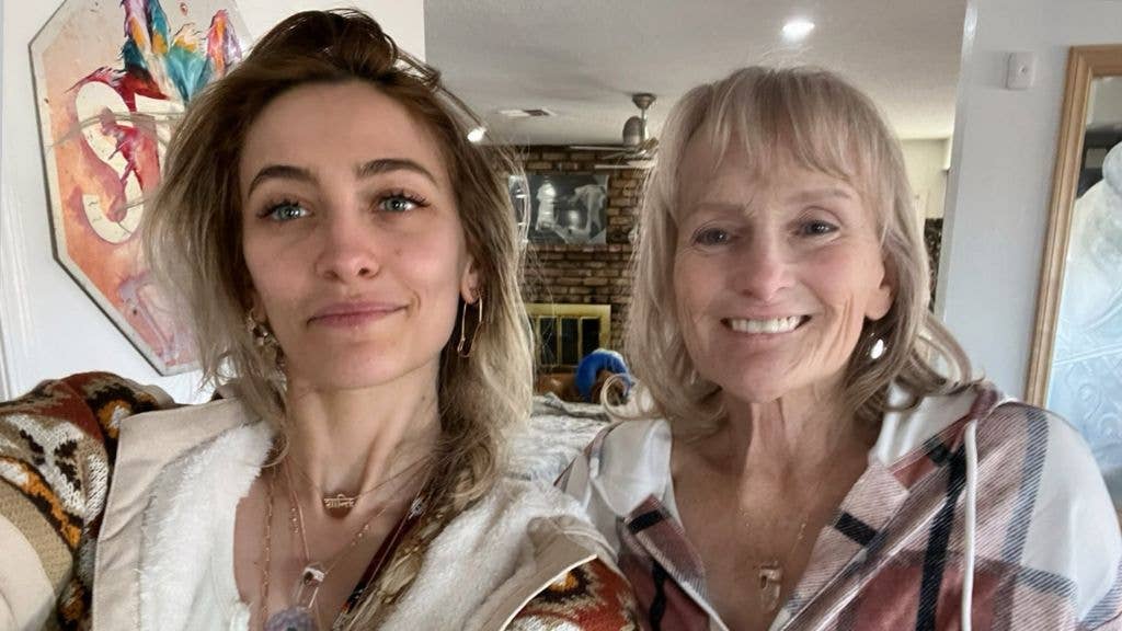 instagram photo of paris jackson and mom debbie rowe smiling