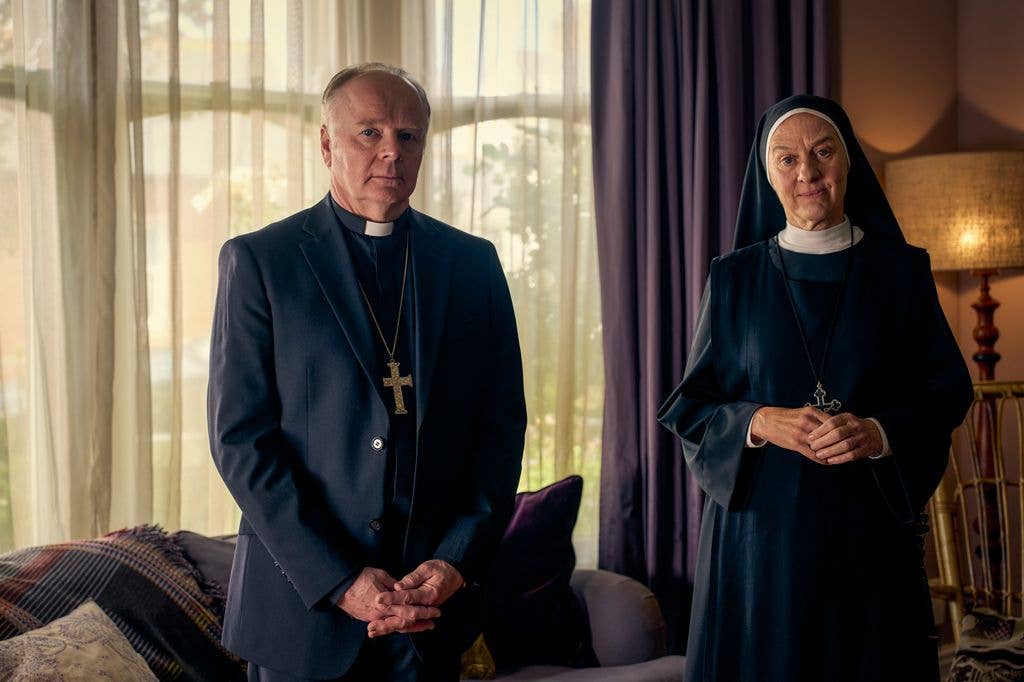 Jason Watkins and Niamh Cusack also star in the Falling