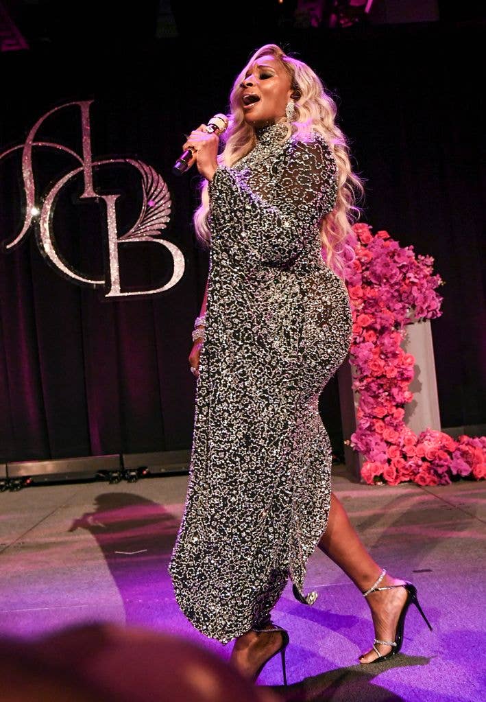 Mary J. Blige at the 25th Anniversary Angel Ball 