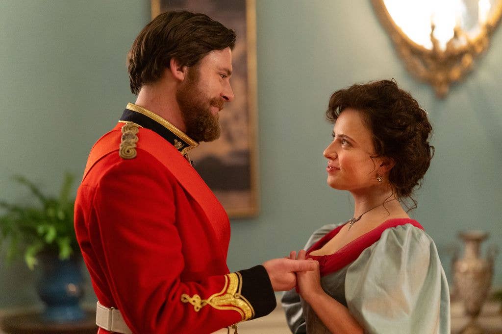 Niall McNamee has joined the cast as Captain Blackwood 