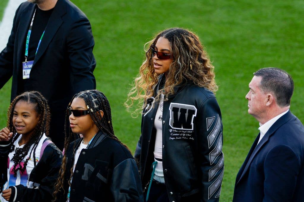 Rumi attended the Super Bowl with her big sister Blue Ivy and a friend 
