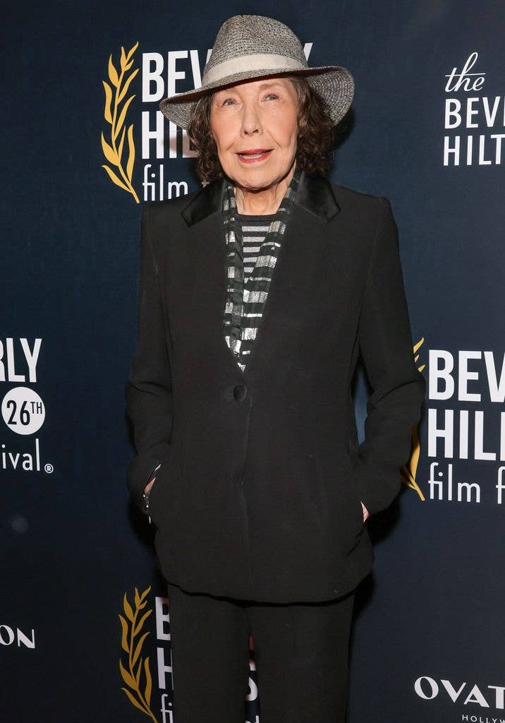 Lily Tomlin looks incredible at 86