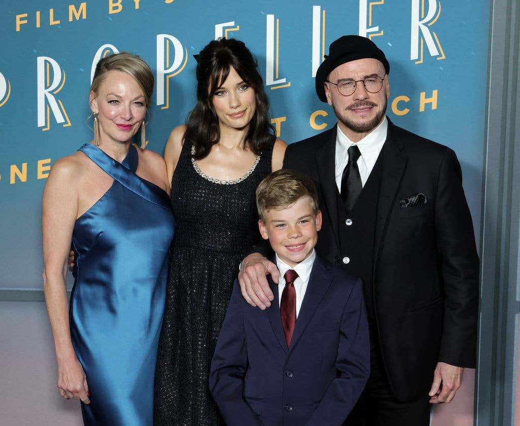 The pair were joined by co-stars Kelly Eviston-Quinnett and Clark Shotwell
