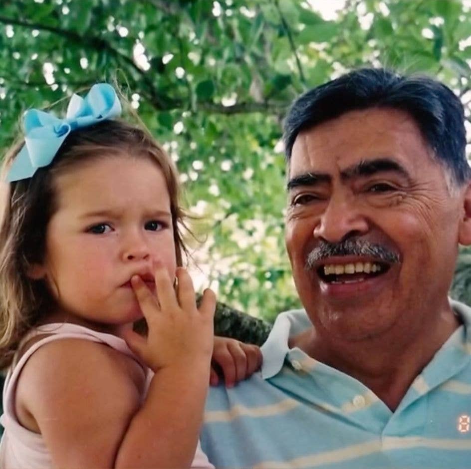 saul consuelos