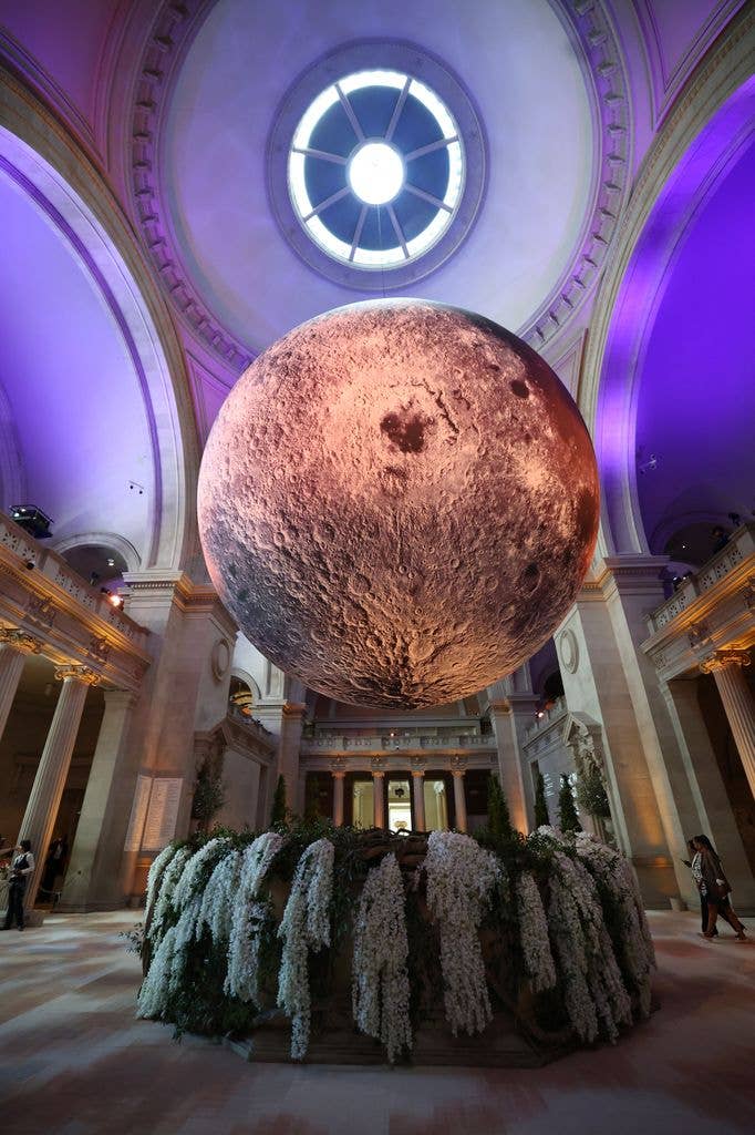 NEW YORK, NEW YORK - MAY 04: A general view of the atmosphere is seen at the 2026 Met Gala celebrating "Costume Art" at the Metropolitan Museum of Art on May 04, 2026 in New York City.  (Photo by Cindy Ord/MG26/Getty Images for The Met Museum/Vogue)