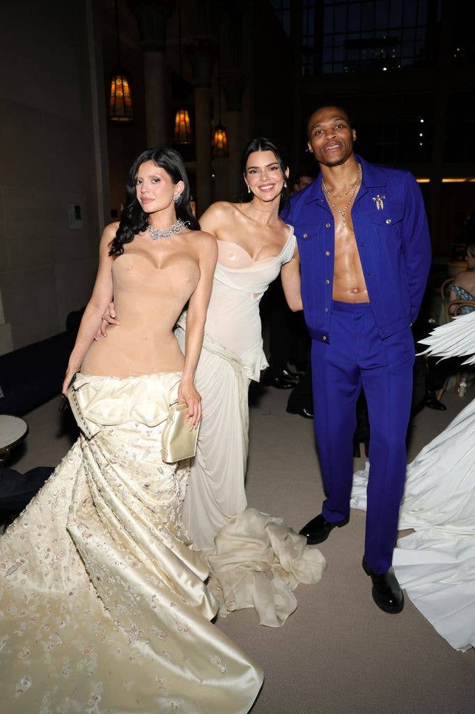 NEW YORK, NEW YORK - MAY 04: (L-R) Kylie Jenner, Kendall Jenner and Russell Westbrook attend the 2026 Met Gala celebrating "Costume Art" at the Metropolitan Museum of Art on May 04, 2026 in New York City.  (Photo by Arturo Holmes/MG26/Getty Images for The Met Museum/Vogue)