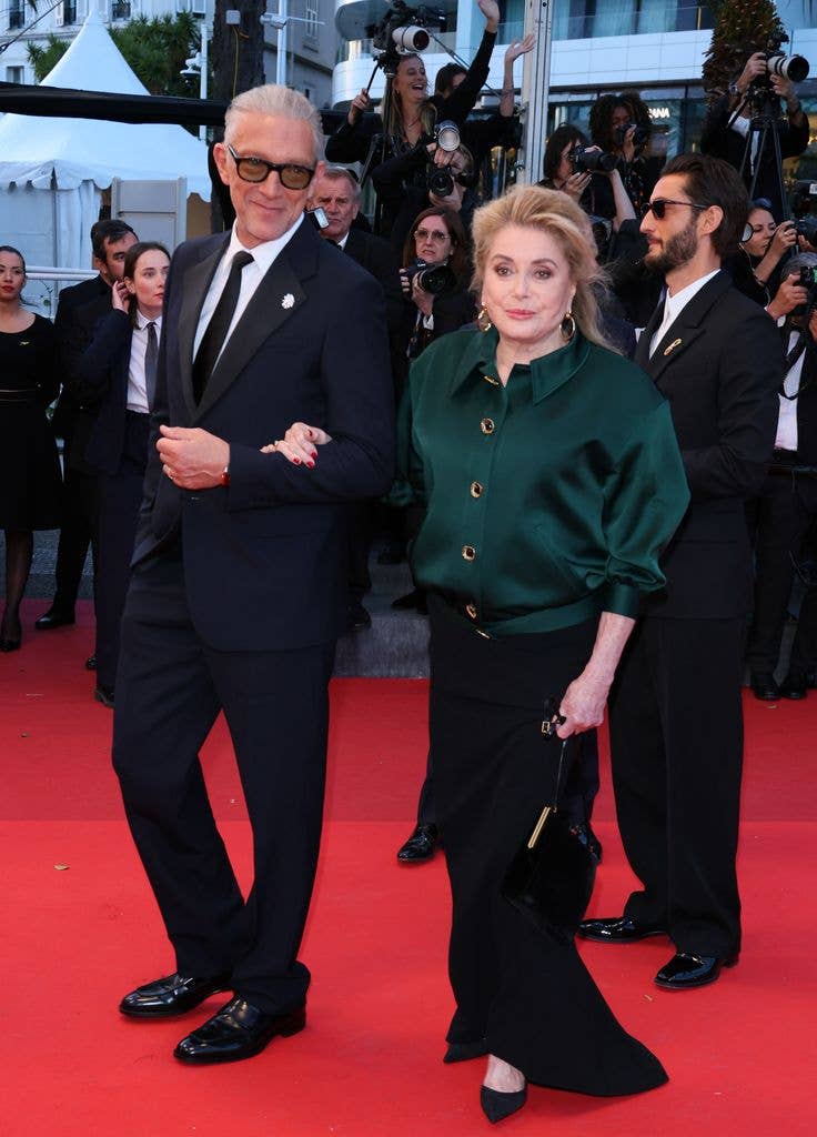 Catherine walked arm in arm with actor Vincent Cassel 