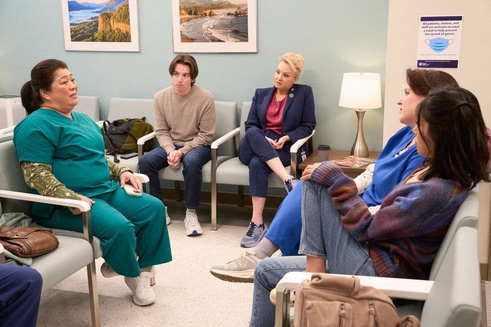 Kaliko Kauahi as Val, Mekki Leeper as Matt, Wendi Mclendon Covey as Joyce, Allison Tolman as Alex, Kahyun Kim as Serena -- (Photo by: Greg Gayne/NBC)