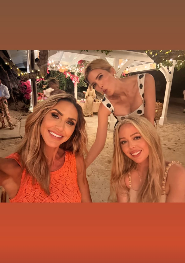 Ivanka with the Trump girls