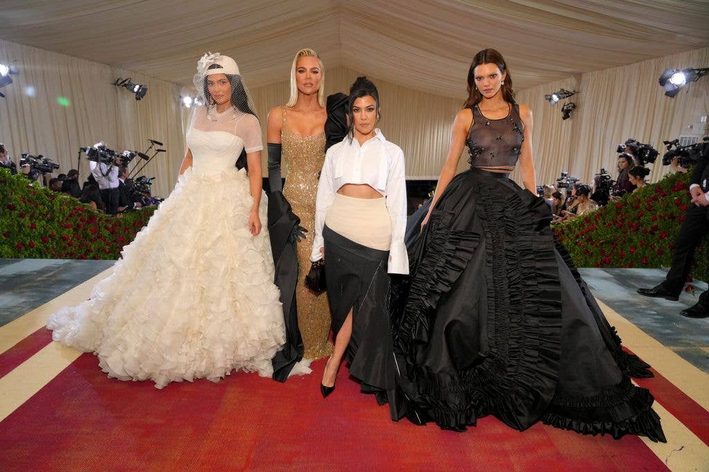 Kylie, Khloe, Kourntey and Kendall pose at the 2022 Met Gala.