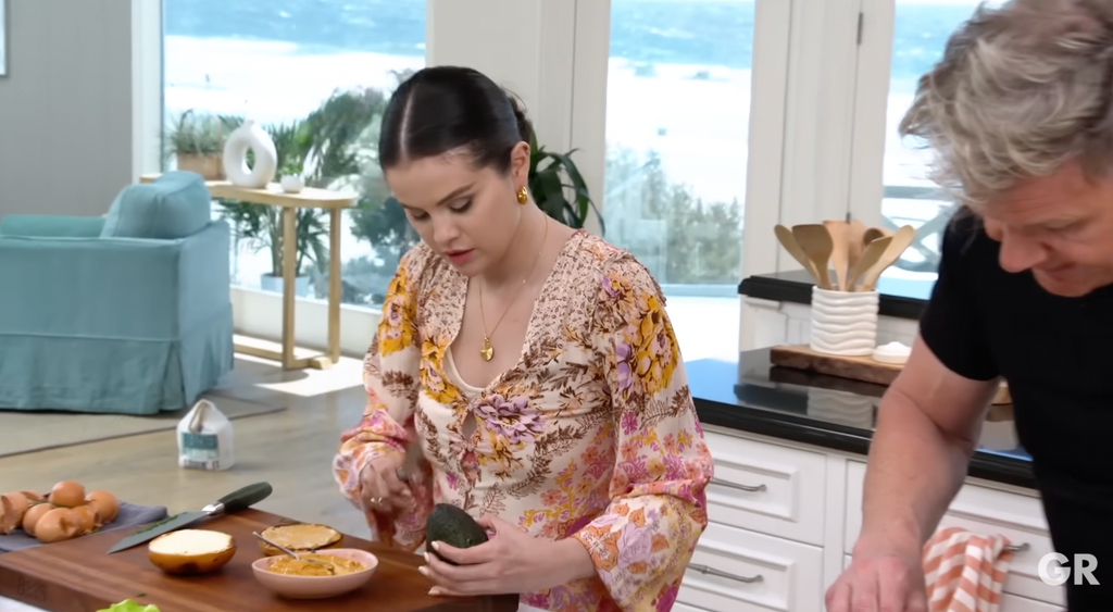 selena gomez cooking gordon ramsay