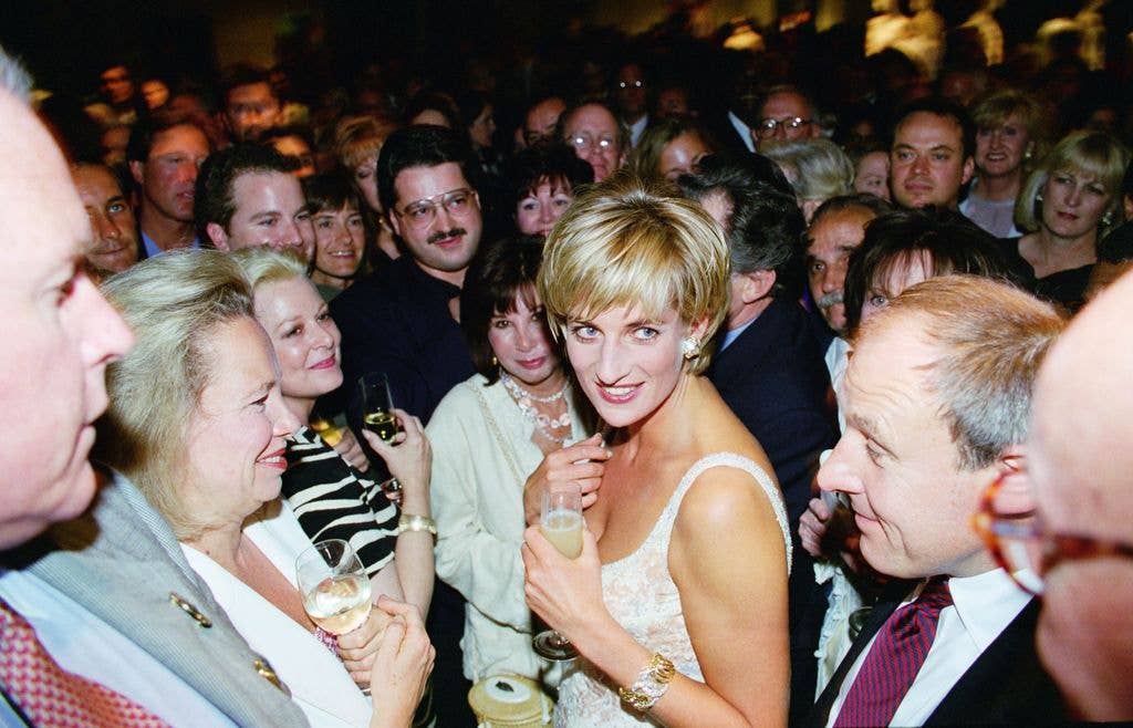 The auction in NYC was attended by more than 1,100 people, and it raised $3.25 million for cancer and AIDS charities, according to Christie's.
