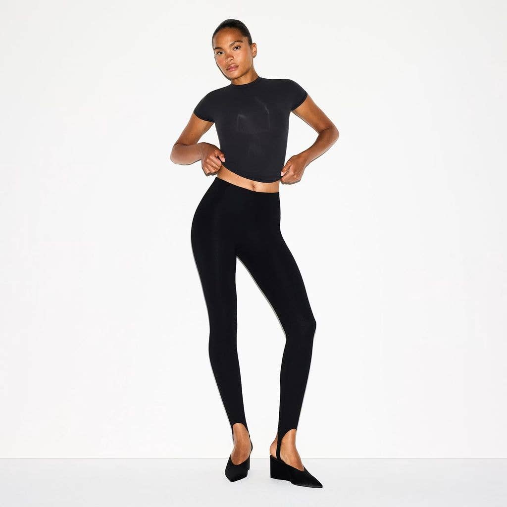skims leggings