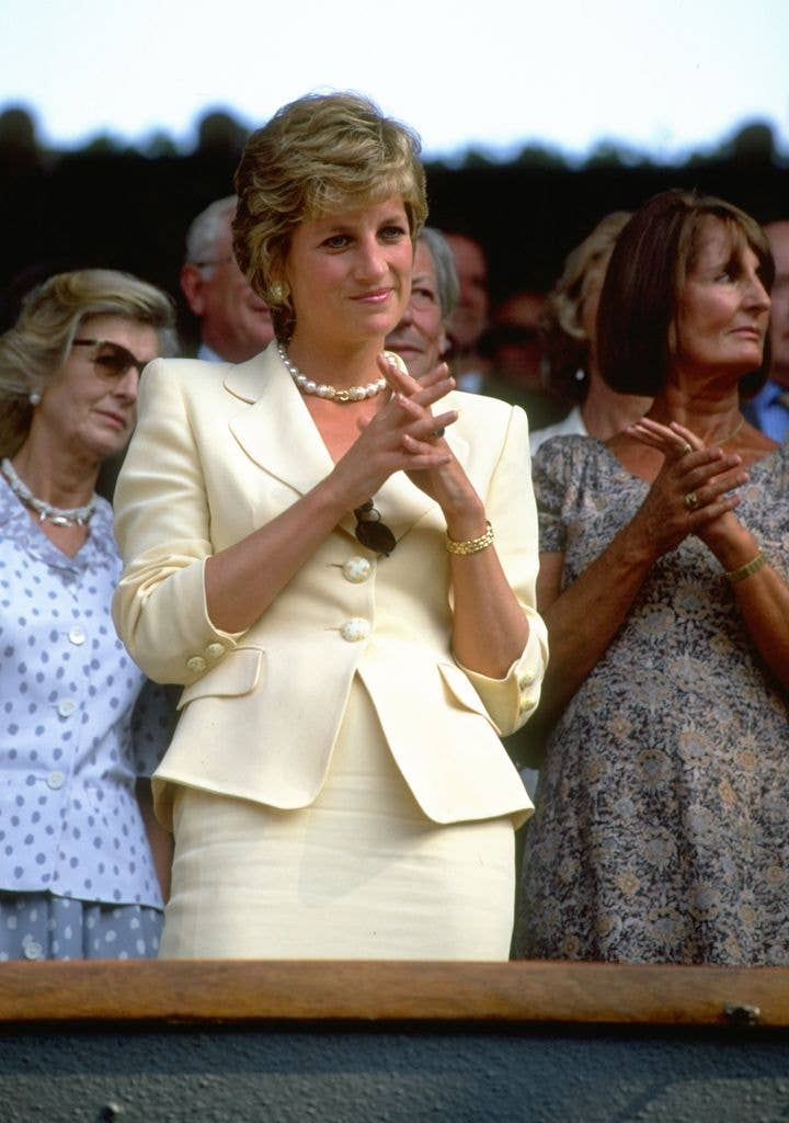 Princess Diana wore a butter yellow outfit at Wimbledon in 1995
