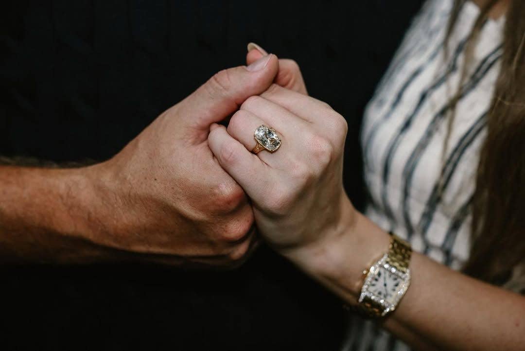 Taylor Swift and Travis Kelce's engagement ring, shared on Instagram