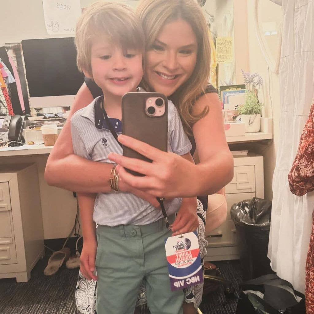 jenna bush hager son hal selfie