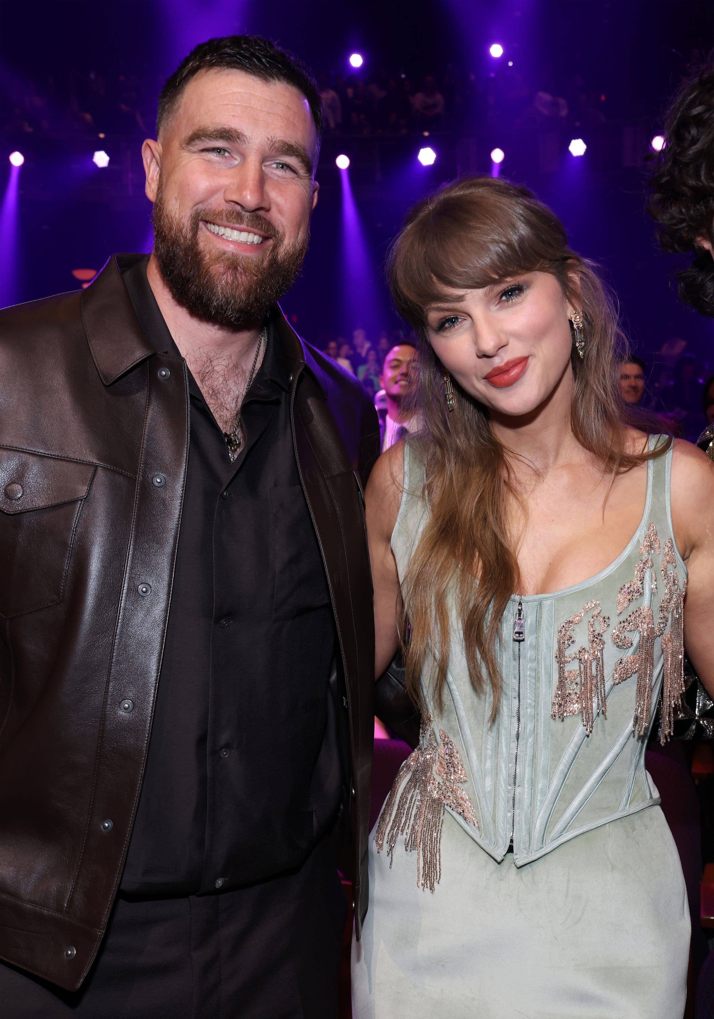 taylor swift travis kelce iheartradio awards